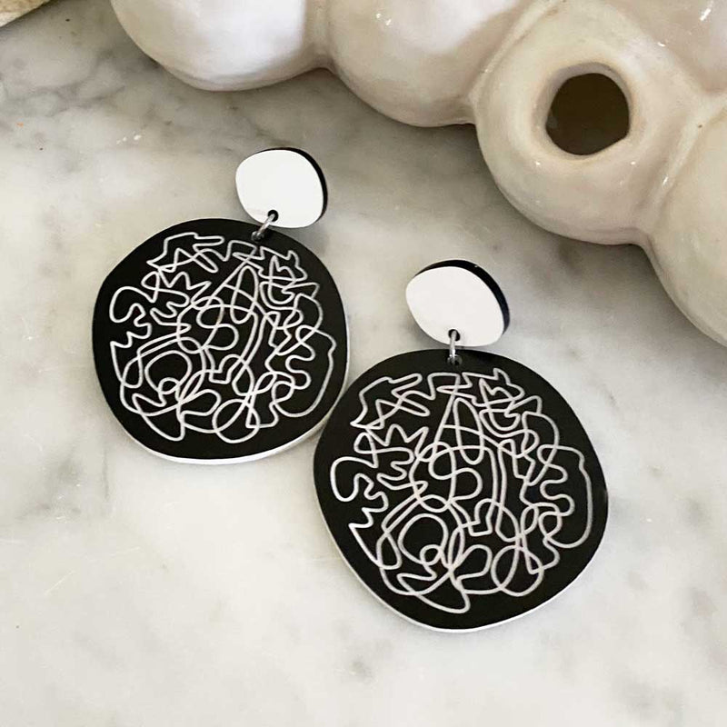 Scribbles Earrings - black and white - Large