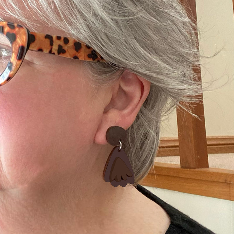 Duckie earrings - Dark Brown