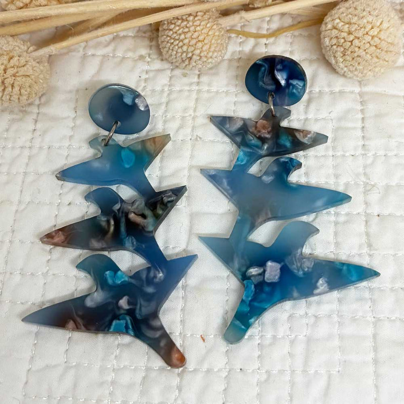 Flight Earrings – blue speckled