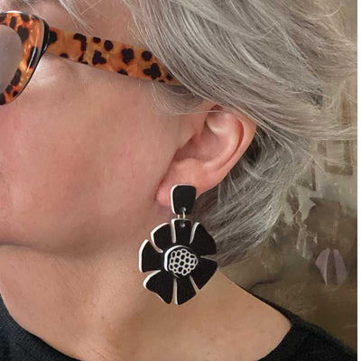 Punk Flower earrings - Black and White