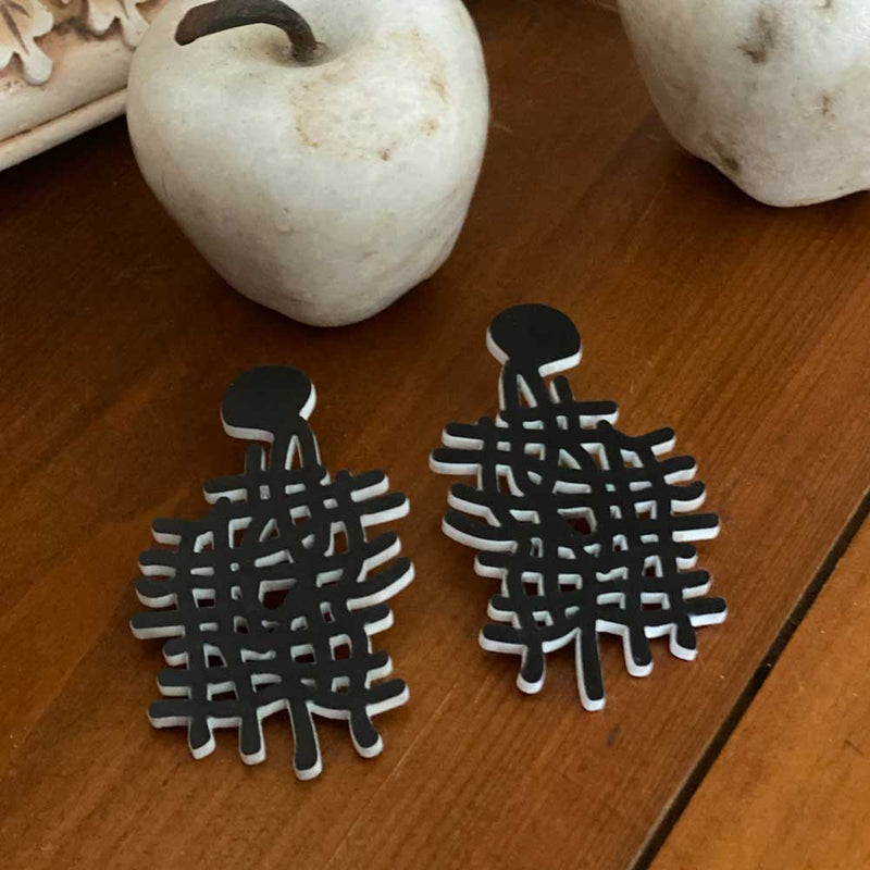 Weave Earrings - black and white