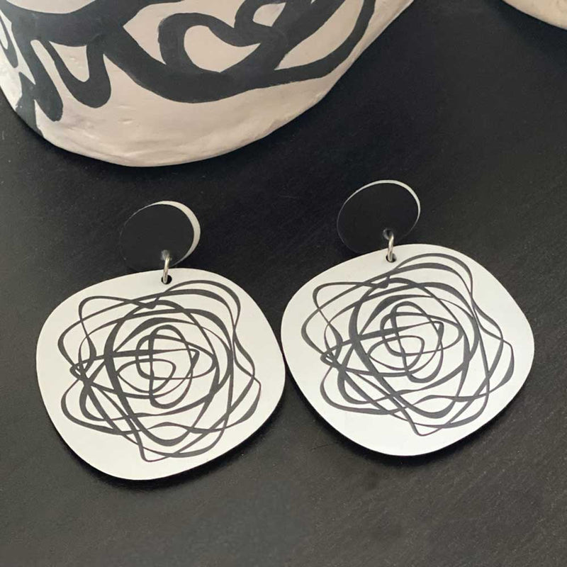 Wobbly Circles Earrings - white and black - large