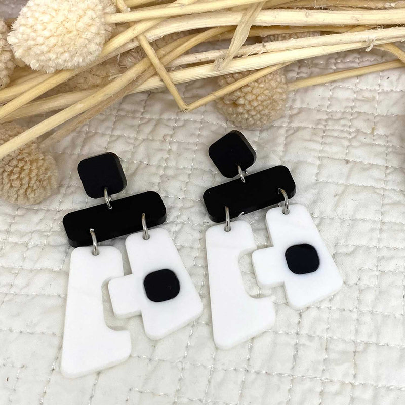 Domino No. 3 Earring - Black and White