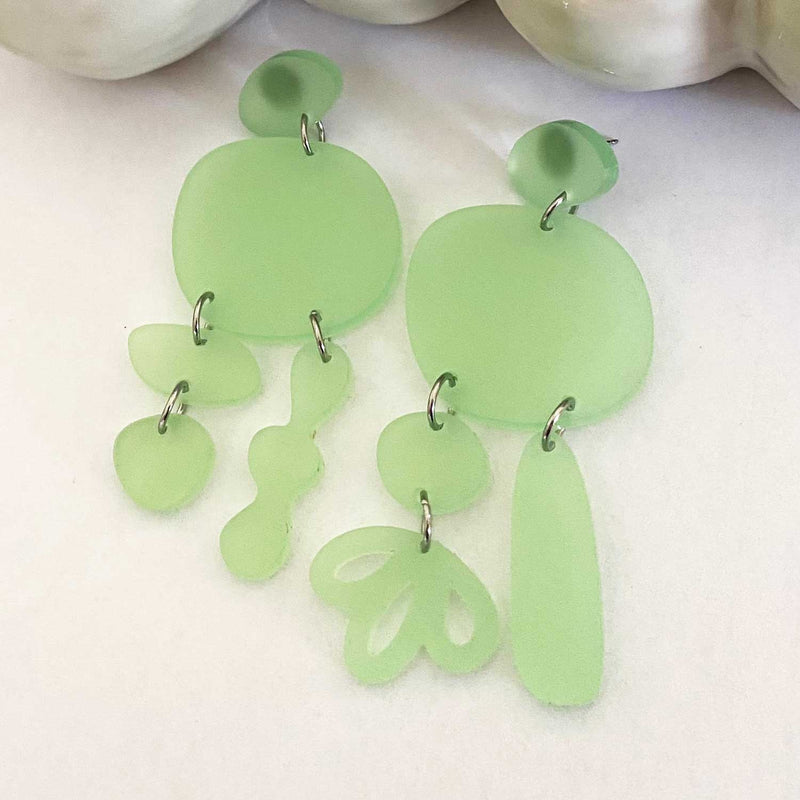 Bojangles earrings – Frosted Pale Green