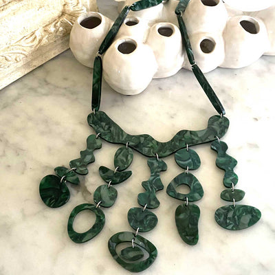 Pebbly Dangles Necklace - Bottle Green